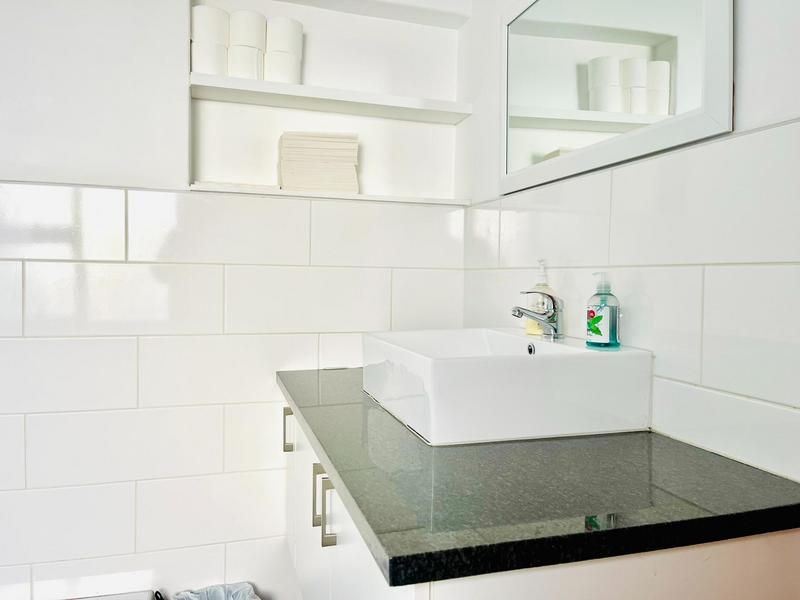 To Let 3 Bedroom Property for Rent in Woodstock Western Cape